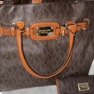 Michael Kors Set